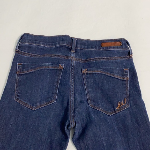 Express Mid Rise Legging - Picture 5 of 6